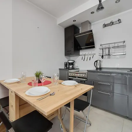 Apartment Drzewieckiego With Parking By Renters *