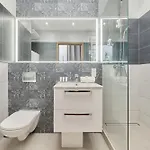 Drzewieckiego With Parking By Renters Apartamento