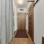 Drzewieckiego With Parking By Renters